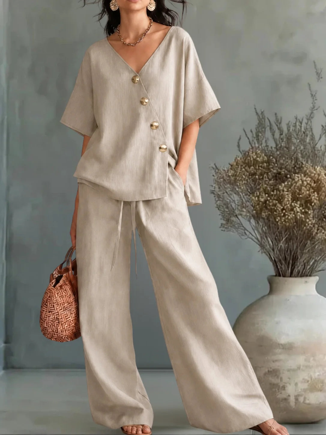 Greta | Conjunto con escote en V y botones