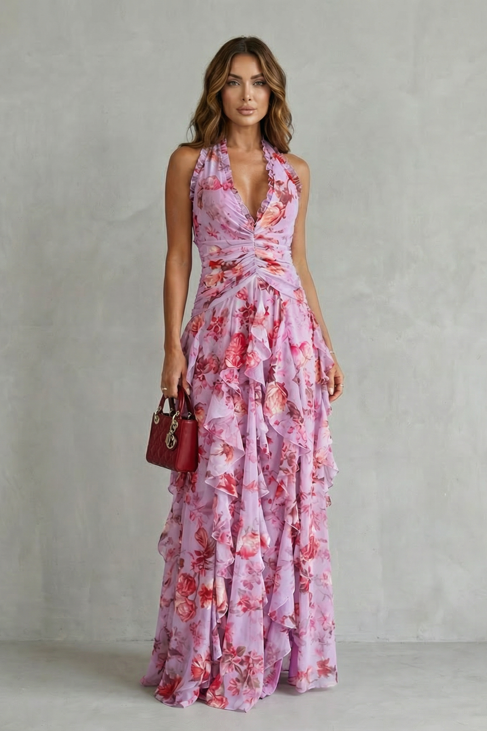 Belladina | Vestido largo romántico con cascada de rosas y cuello halter