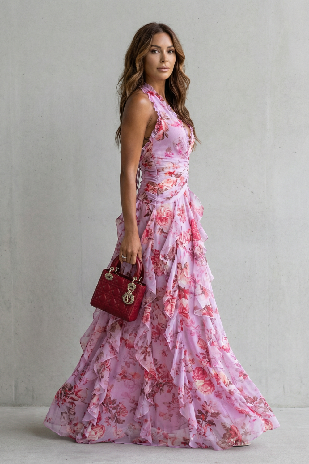 Belladina | Vestido largo romántico con cascada de rosas y cuello halter