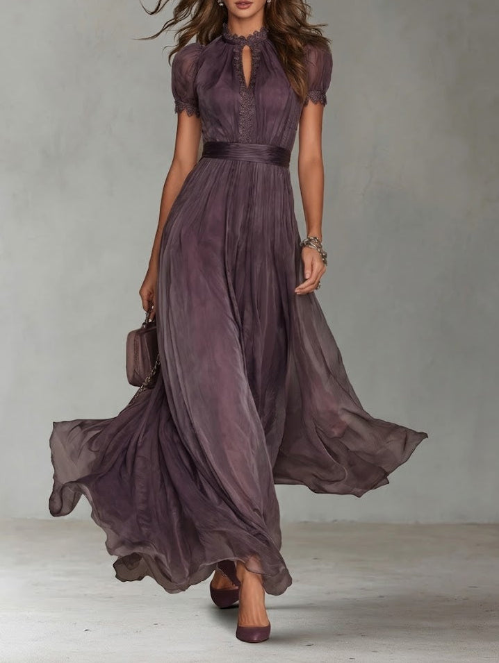 Flavia - Vestido largo violeta con escote lágrima y borde de encaje en chifón