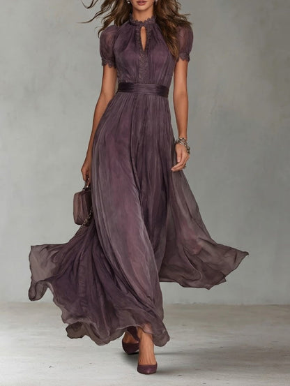 Flavia - Vestido largo violeta con escote lágrima y borde de encaje en chifón
