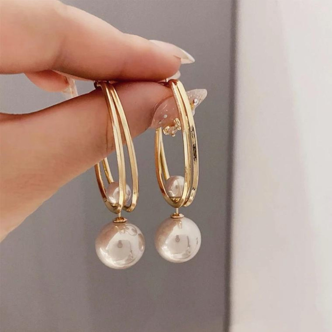 Pendientes dorados con perlas vintage