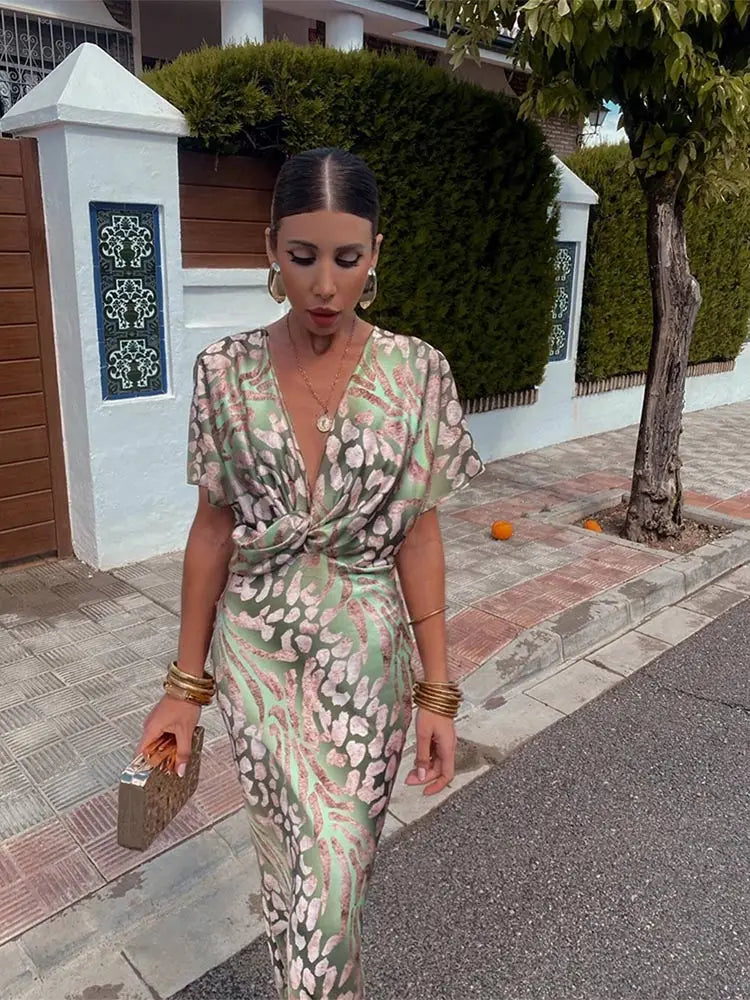 Clara — Vestido Midi Elegante Estampado