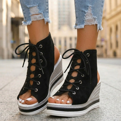 Sandra | Botines de Cuña Abiertos. Diseño Sofisticado para un Confort Inigualable