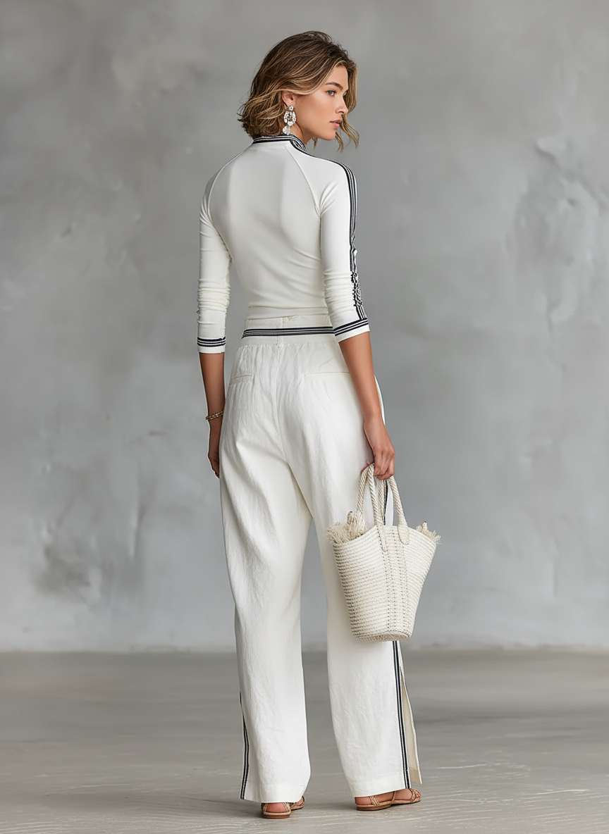 Conjunto deportivo con pantalón ancho y cordón