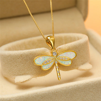 Collar de libélula dorado con ópalo
