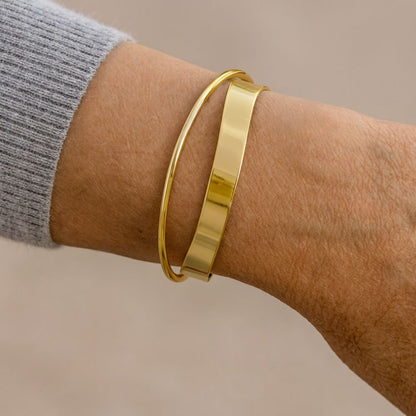 Pulsera dorada clásica