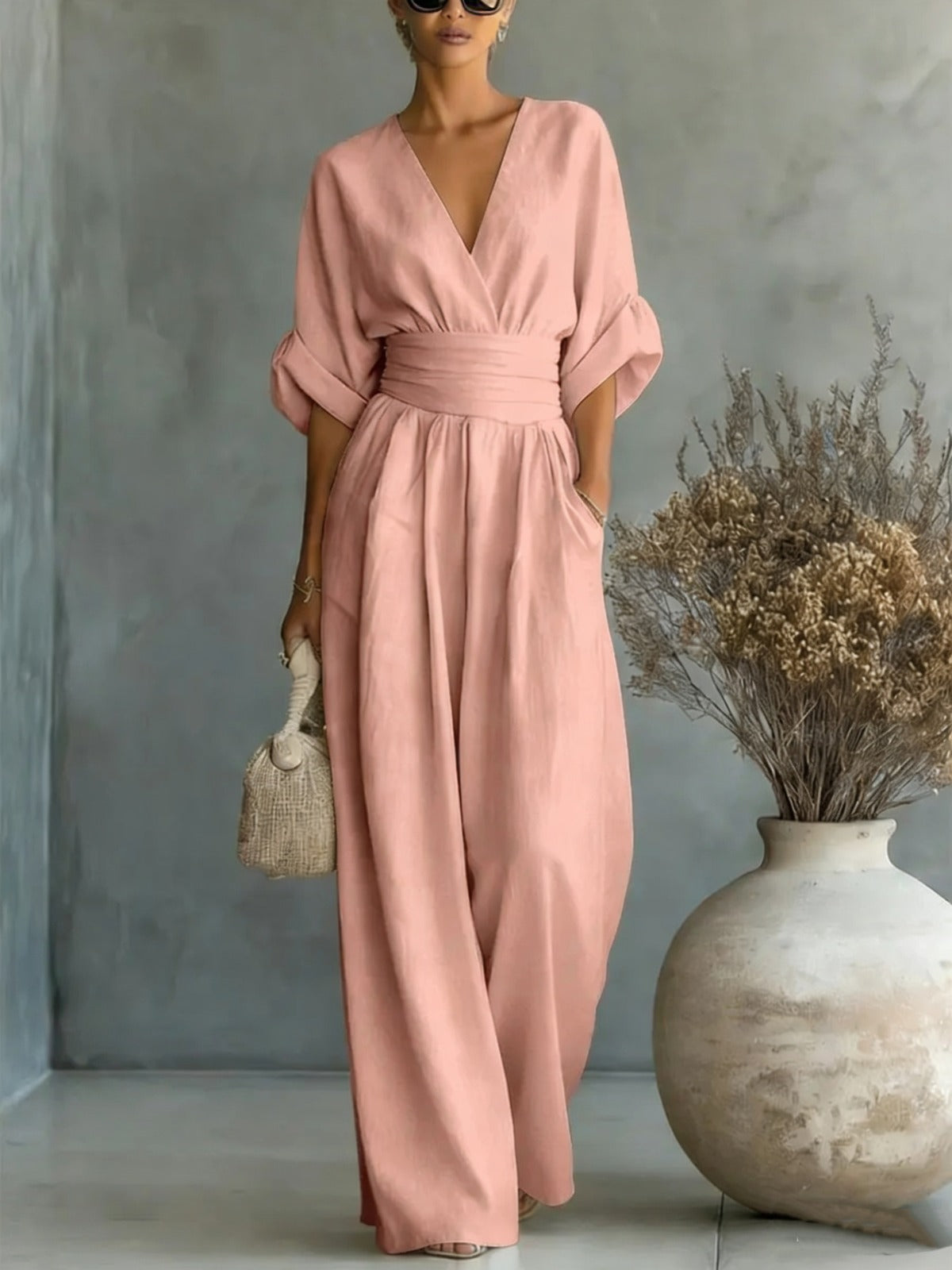 Sophia – mono elegante con escote en V
